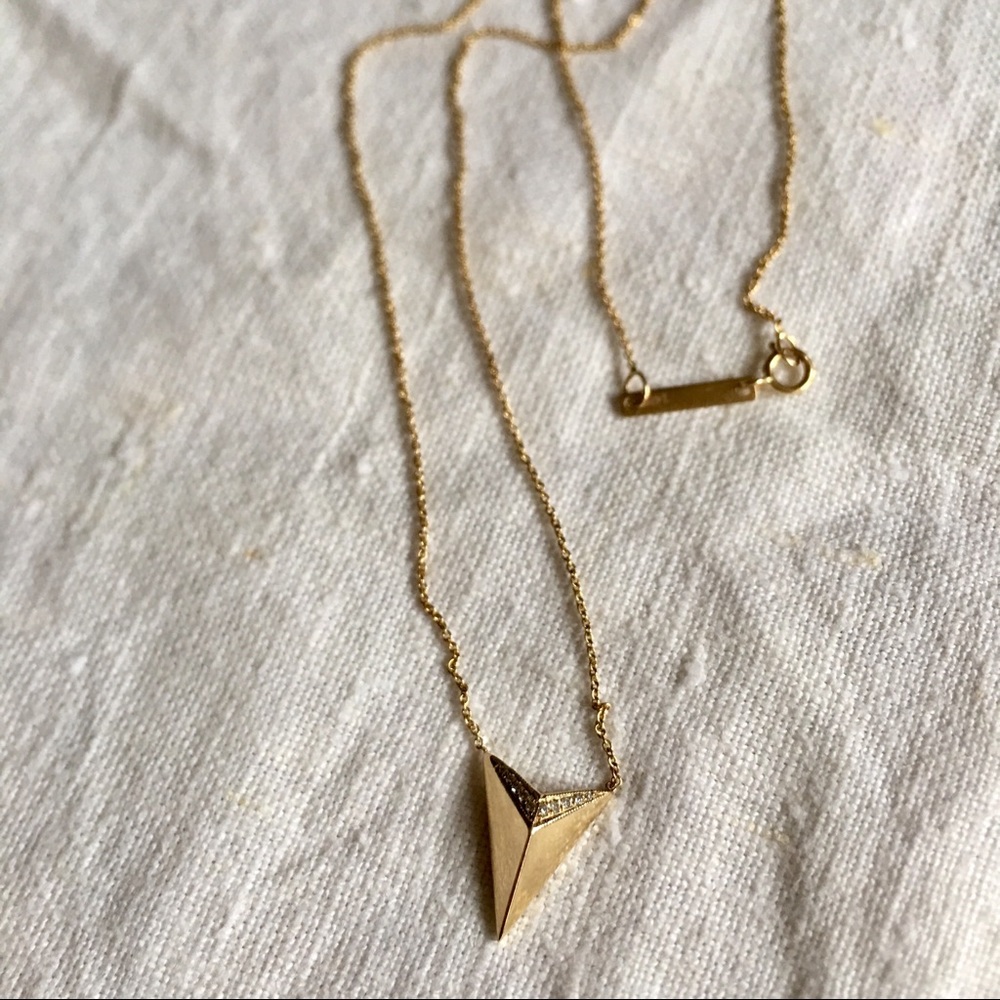 ❌ S O L D ❌ Zoe Chicco Arrow head necklace
